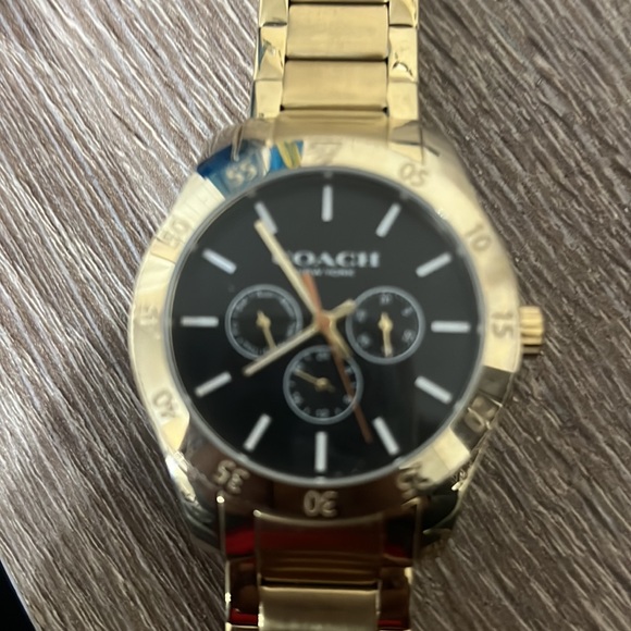 All gold coach watch - Picture 4 of 4
